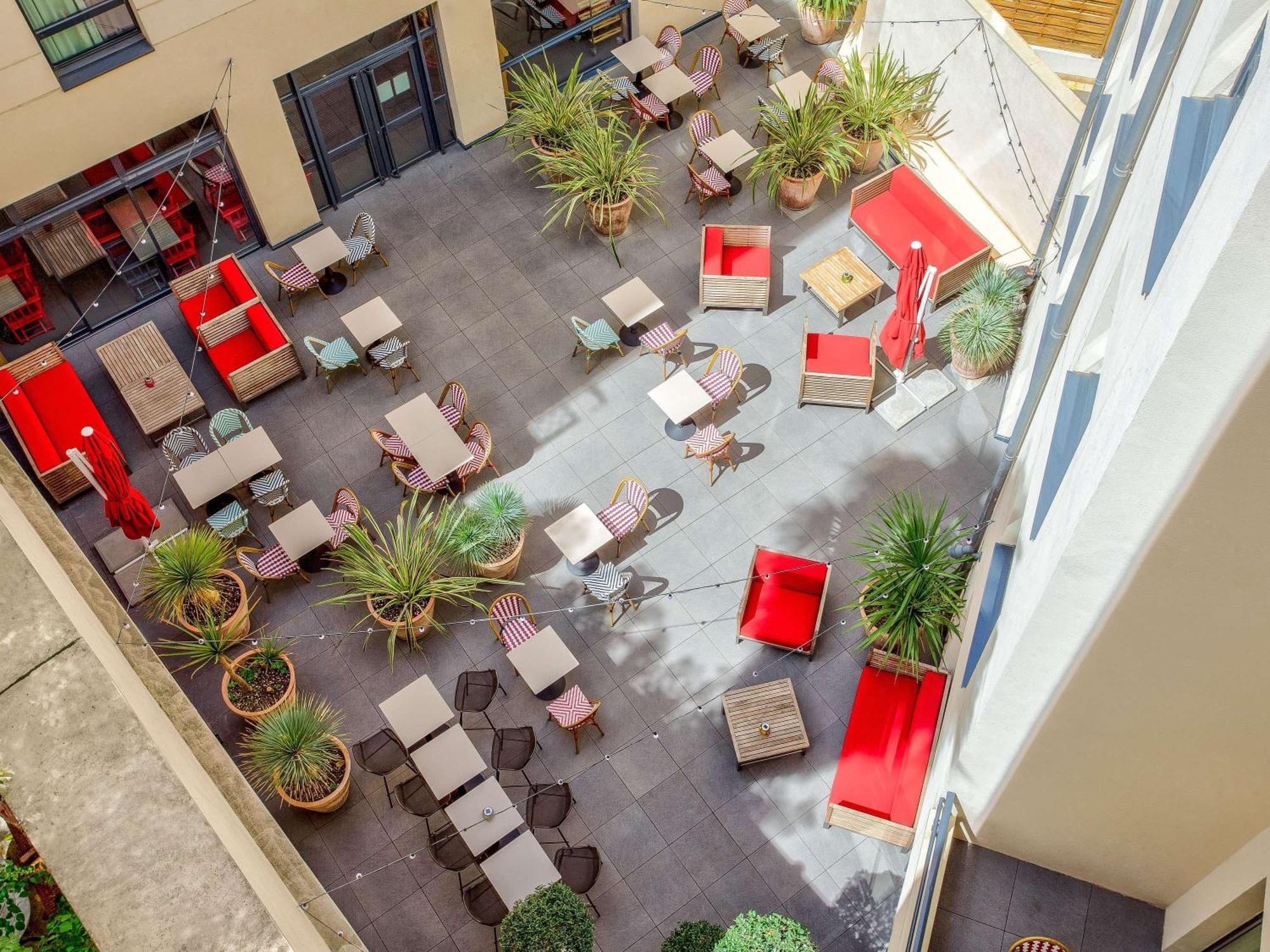 Aparthotel Adagio Montpellier Centre Comedie Екстер'єр фото